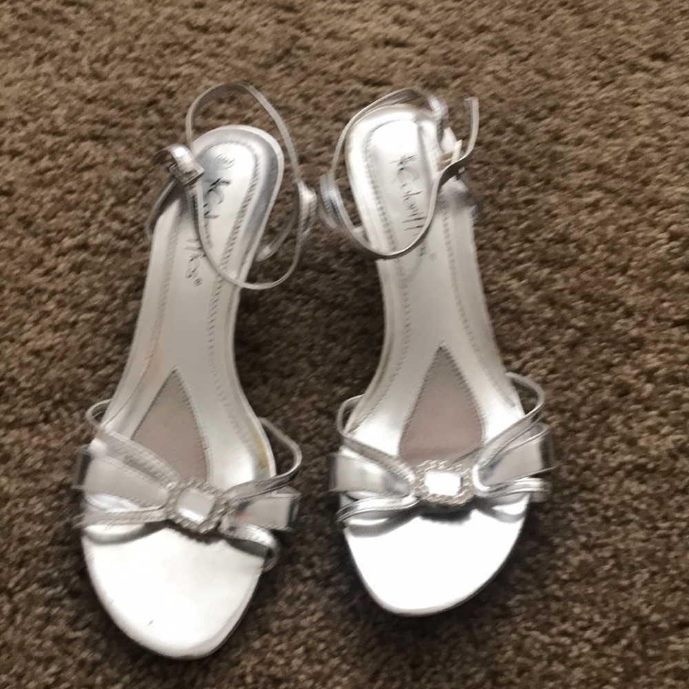 Colorifics silver sandals with rhinestone …